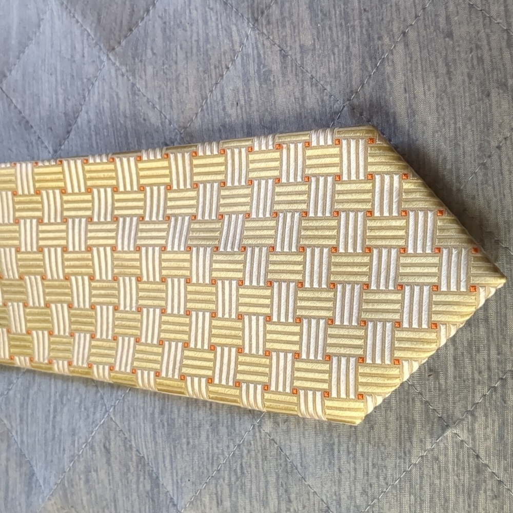 RBM men's tie